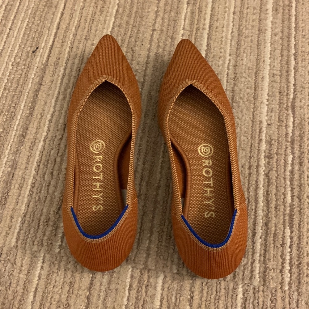 Rothys pointed toe flats in fawn